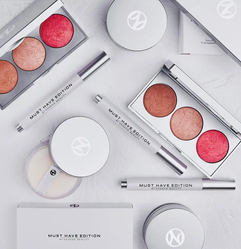 maquillage must have edition essens